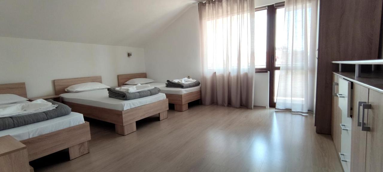 Yanevi Apartments Černomorec Exteriér fotografie